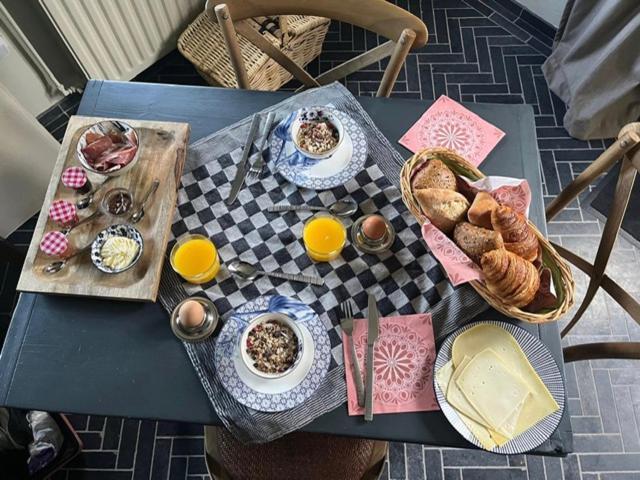 B&B De Beijersche Stee, Logies Aan De Waterkant Stolwijk Bagian luar foto